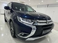 Mitsubishi Outlander 2.4 CVT Sunroof 2016 Blue Facelift Rear Entertainment